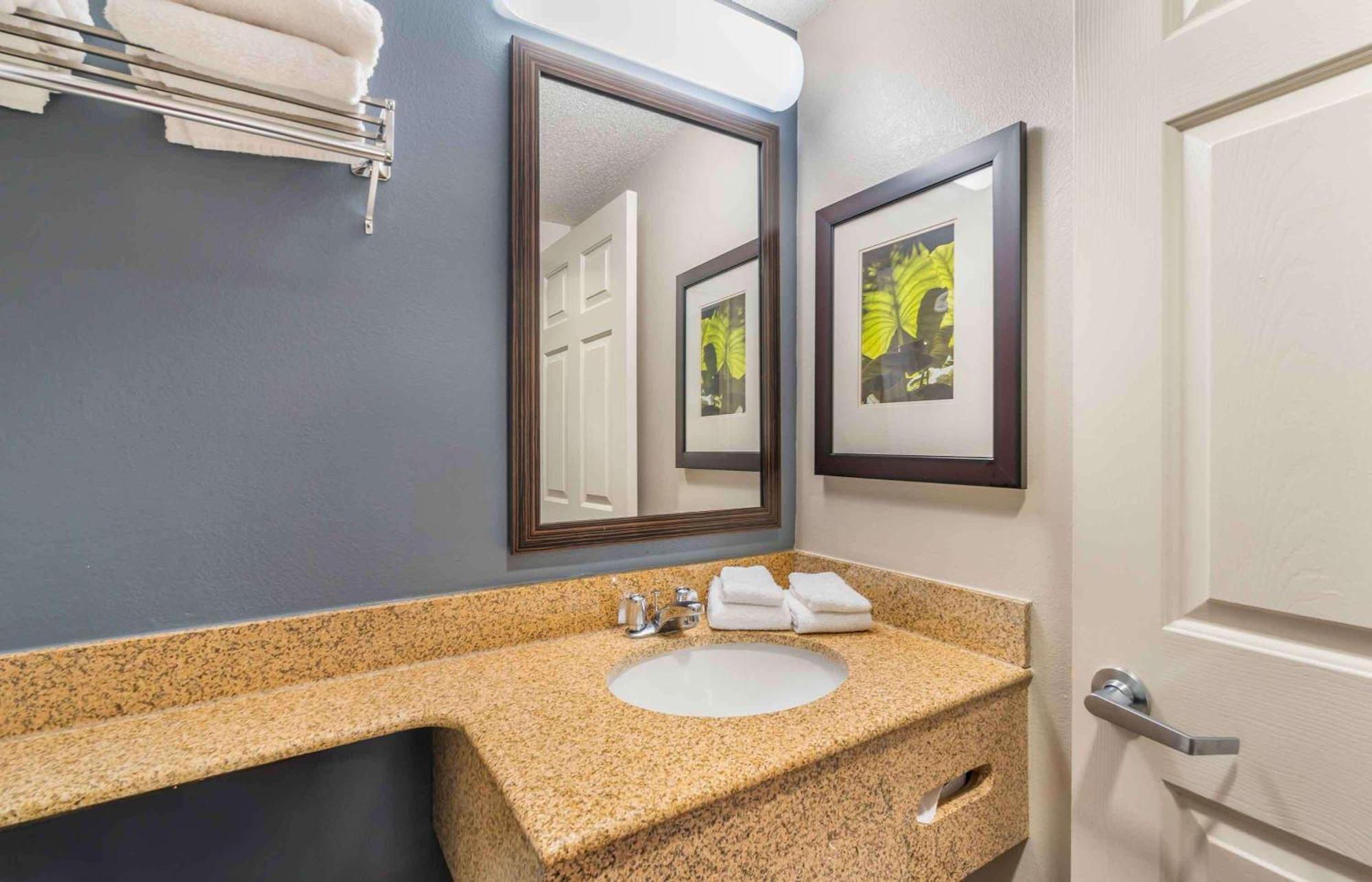 Extended Stay America Suites - Chesapeake - Greenbrier Circle Екстериор снимка